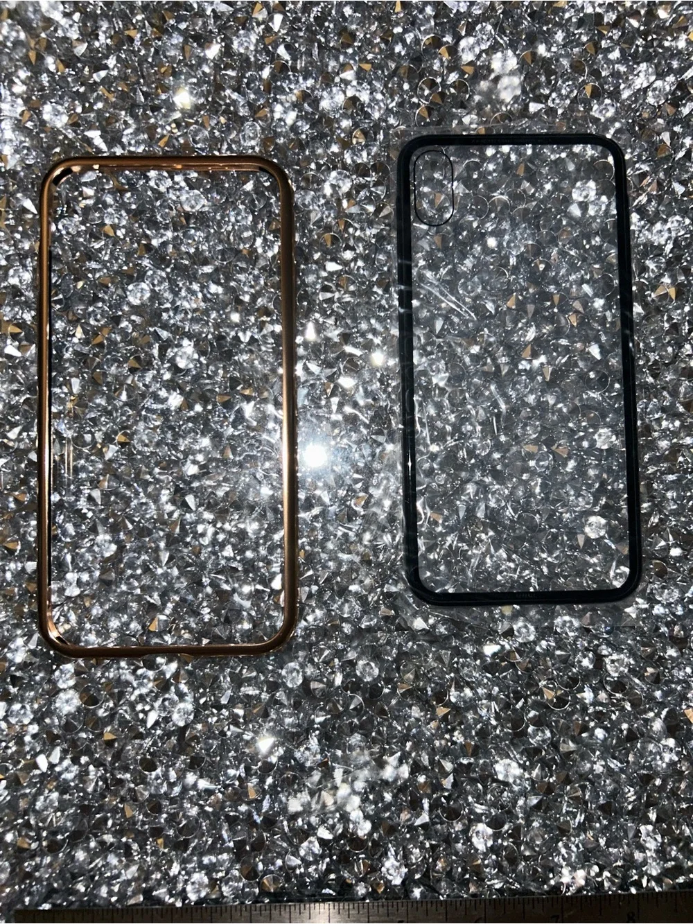IPhone XS Max Protective Phone Bumper Frame - Black and Gold